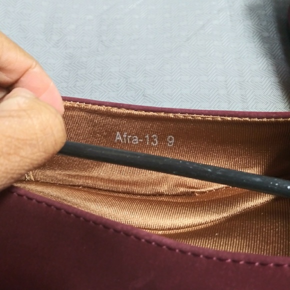 Shoes💜 - Picture 2 of 2